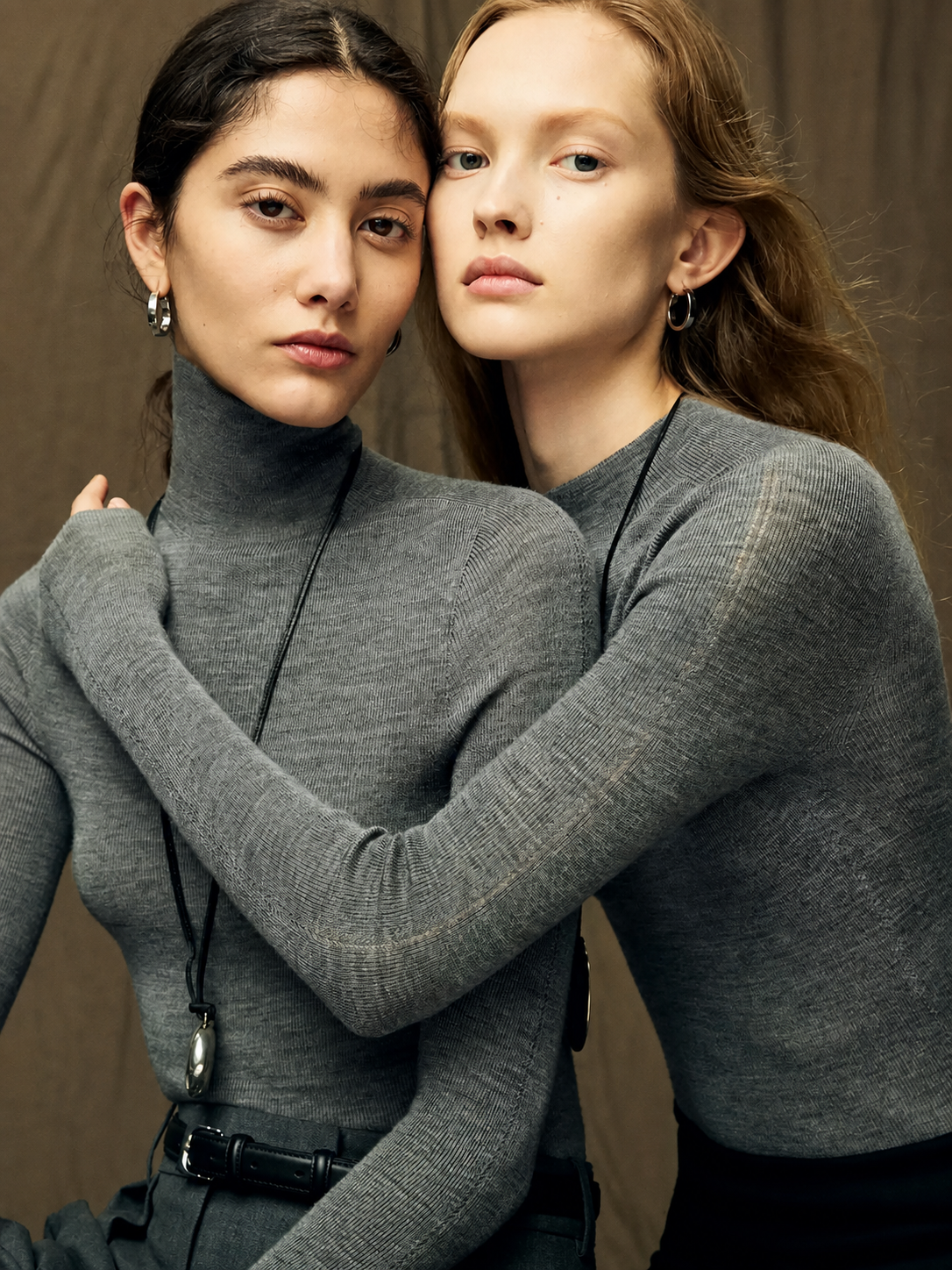 Authorized on-body fit reference for fine-gauge seamless sweater proportions